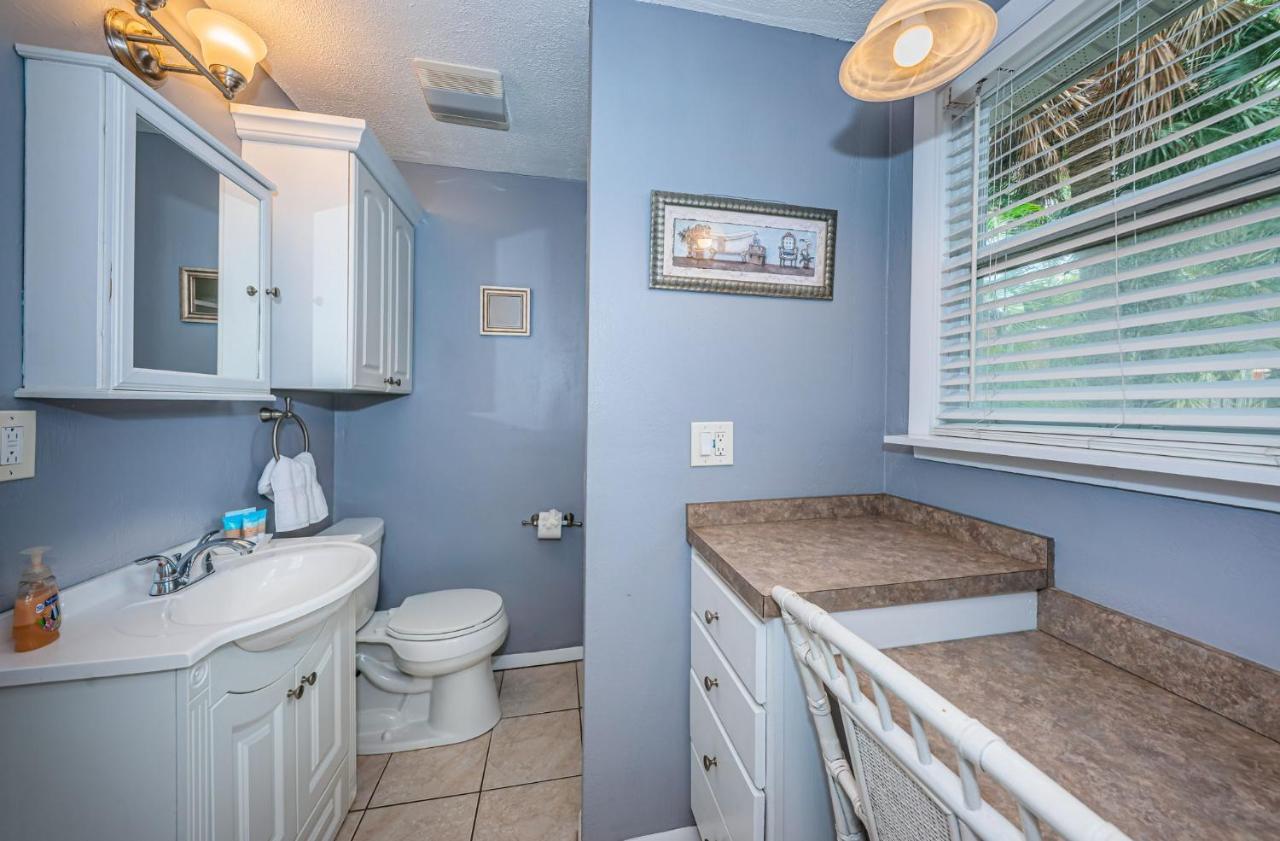 Sunset Beach Bungalow 1 St. Pete Beach Extérieur photo