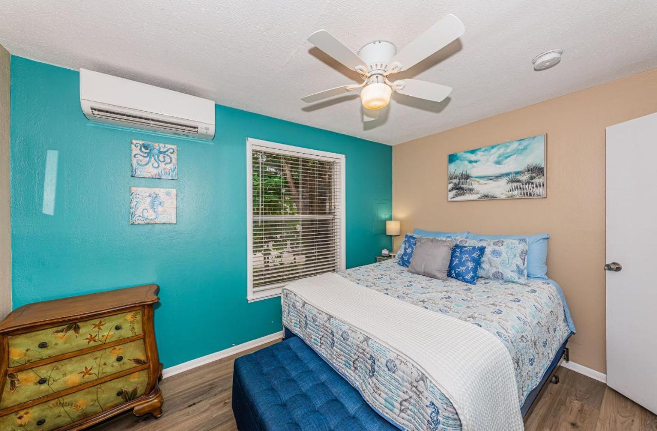 Sunset Beach Bungalow 1 St. Pete Beach Extérieur photo